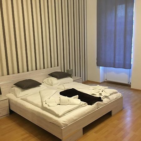 Holiday Vienna Apartments Ngoại thất bức ảnh
