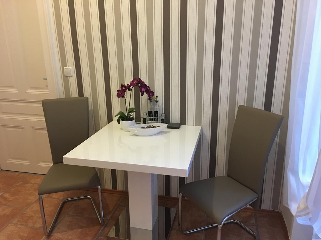 Holiday Vienna Apartments Ngoại thất bức ảnh